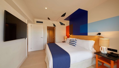 Suite (3 Adults)