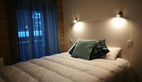 Apartamento Confort, baño privado, vistas a la ciudad (Appart n°2 au 1er étage)