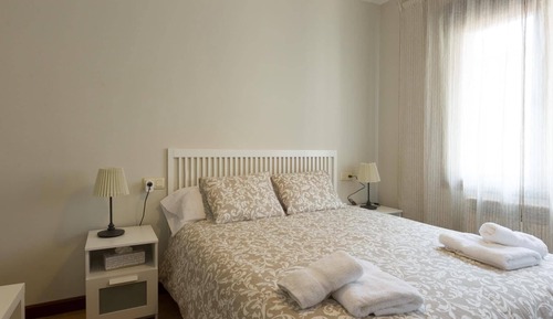 Apartamento, 2 habitaciones (Cardenal Mella 4)