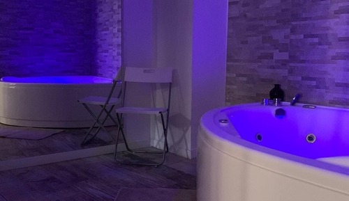 Habitación romántica, bañera de hidromasaje