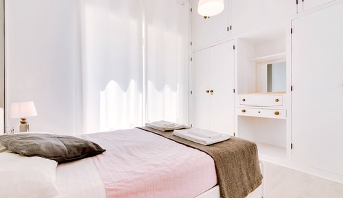 Quarto casal, 1 cama de casal, banheiro compartilhado (I) -Tia São 7