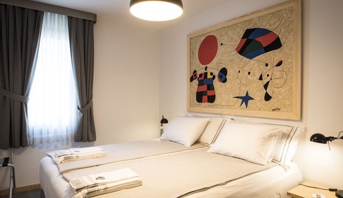 Habitación Confort con 1 cama doble o 2 individuales