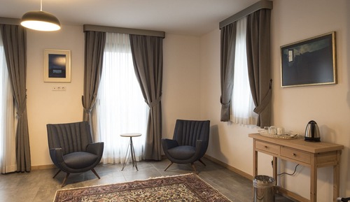 Habitación Grand con 1 cama doble o 2 individuales