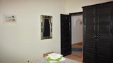 Double Room (Rose)