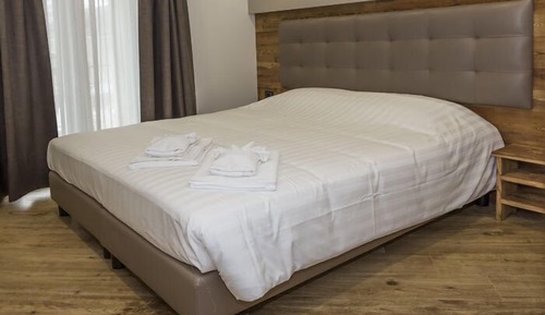 Habitación estándar con 1 cama doble o 2 individuales