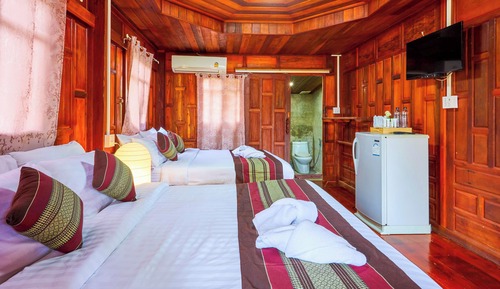 Habitación estándar con 2 camas individuales, bañera