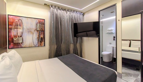 Suite Consort