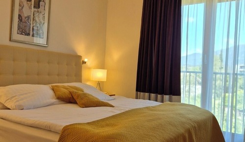 Estudio Deluxe (Apartma z 1 spalnico s pogledom gore)
