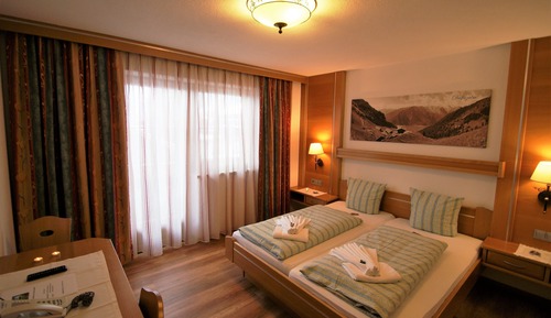 Habitación doble, balcón