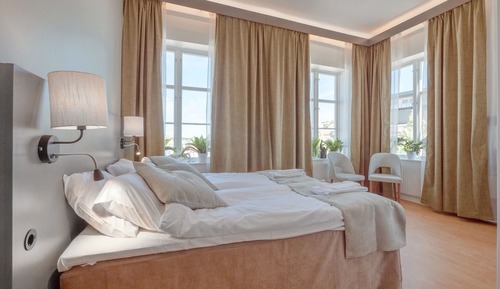 Habitación Grand con 1 cama doble o 2 individuales