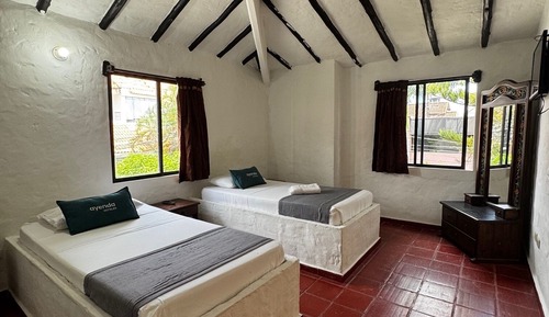 Habitación estándar con 2 camas individuales
