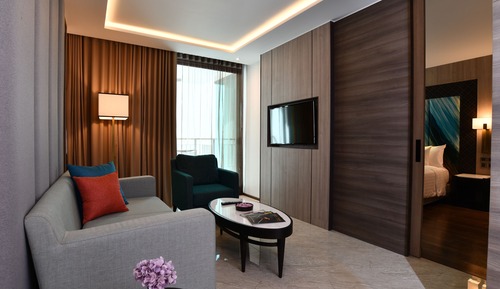 Suite, 1 habitación, vistas a la piscina