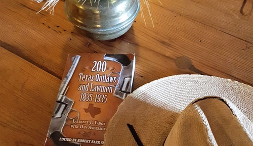 Cabaña Premium (Texas Cowboys and Indians(AdultsOnly))