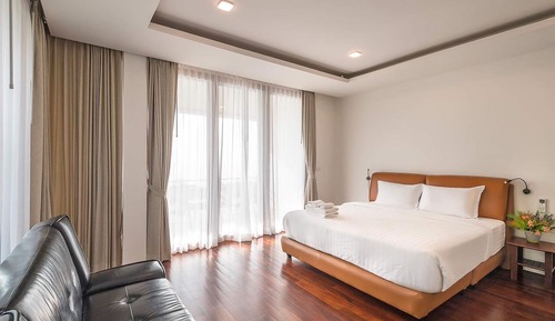 Deluxe Room with Ocean View