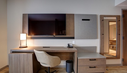 Habitación estándar, accesible para personas con discapacidad, bañera (2 Queen Beds & 1 Sofabed)
