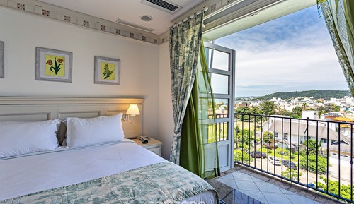Estudio superior, vistas al mar