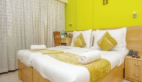 Habitación superior con 1 cama doble o 2 individuales