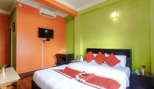 Habitación Deluxe con 1 cama doble o 2 individuales