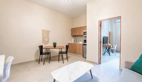 1 Bedroom Apartment