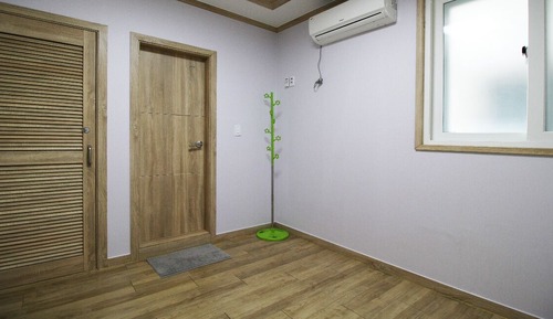 BB3 Bed 2room (Room 2 + Bathroom 2)