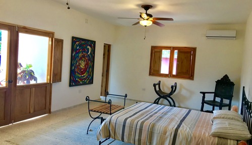 Queen Room