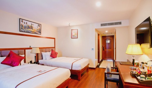 Landmark Twin Bed