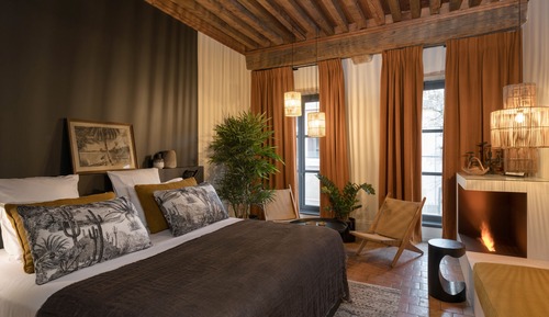 Suite superior (Ocre)