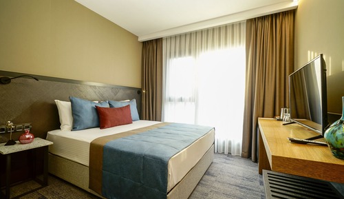 Habitación Deluxe, vistas parciales al mar