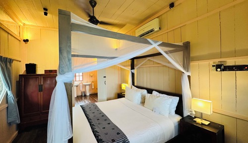 Suite, 2 habitaciones, vistas a la piscina (Johor House 2)