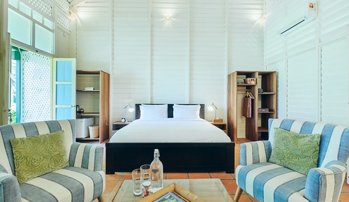 Suite (Private Garden - Estate House 4)
