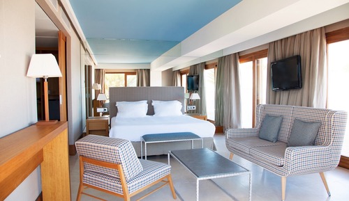 Suite estudio, piscina privada, vistas al mar