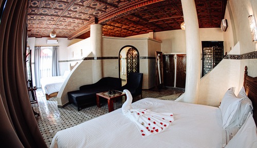 Suite familiar, vistas a la piscina
