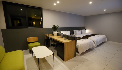 Suite (+ Styler)