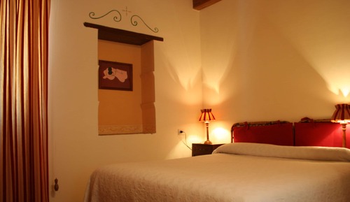 Habitación estándar, baño privado, vistas a la colina