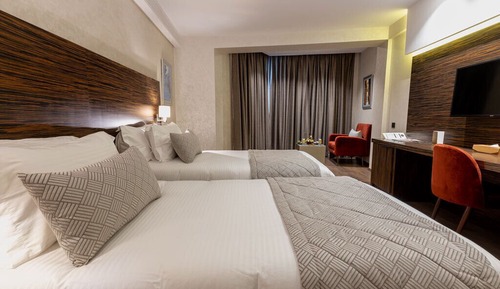 Habitación estándar con 1 cama doble o 2 individuales