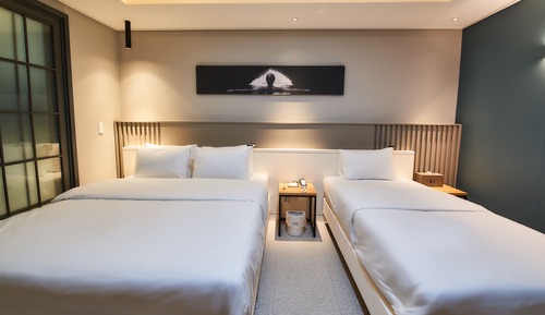 VIP Twin Residence Pension