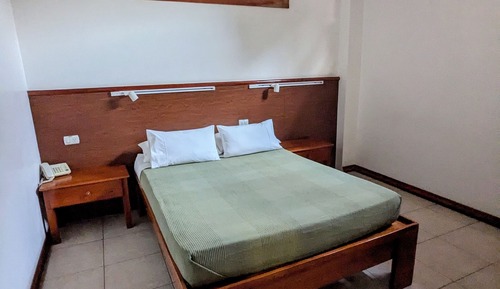 Habitación individual estándar, 1 cama doble, baño privado