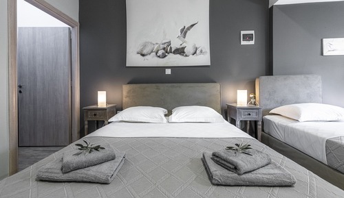  Deluxe Quadruple Room with Jetted Shower