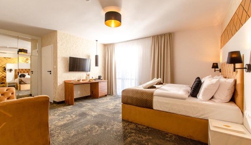Habitación familiar, balcón