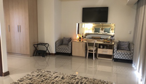 Habitación de lujo con 1 cama doble o 2 individuales