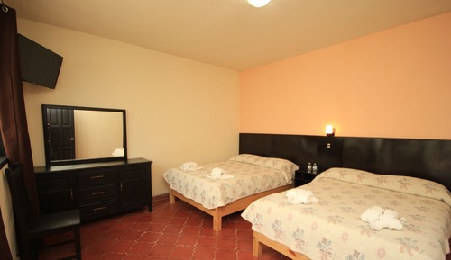 Habitación cuádruple estándar, 2 camas dobles