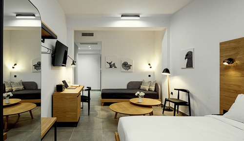 Habitación triple superior (White Tower View)