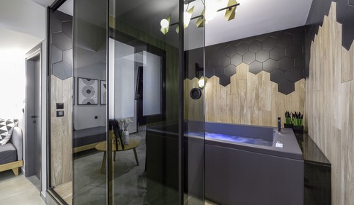 Suite de lujo, bañera de hidromasaje (White Tower View)