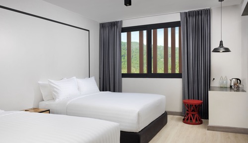 Suite Grand, 1 habitación, no fumadores, vistas a la piscina