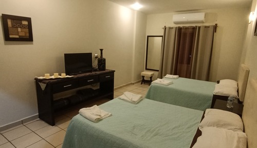 Habitación doble (Room 7)
