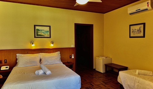 Triple Room