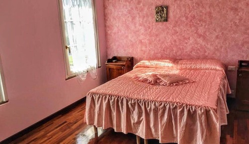 Habitación Confort doble, vistas al jardín, planta baja (Rosa)