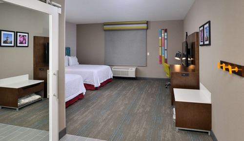 Habitación, 2 camas de matrimonio, accesible para personas con discapacidad, no fumadores (Hearing)