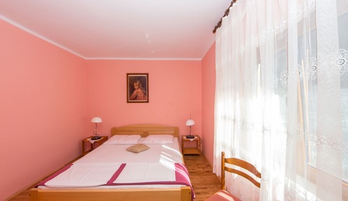 Apartment, 3 Bedrooms (Ground Floor)
