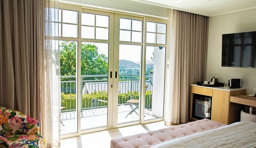 Winery Deluxe Suite